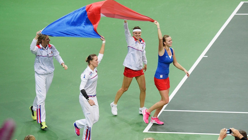 Petra Kvitova leads the Czech Republic to Fed Cup title