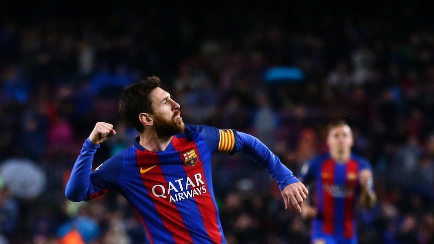 Lionel Messi celebrates goal against Osasuna