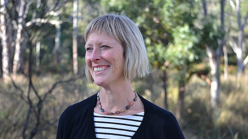 Anja Boot, bushwalker who took photo of wombat baby on mum's back.