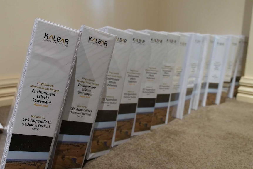 A line of folders featuring the name "Kalbar".