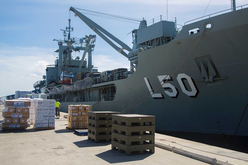 HMAS Tobruk lifts supplies for Cyclone Pam relief