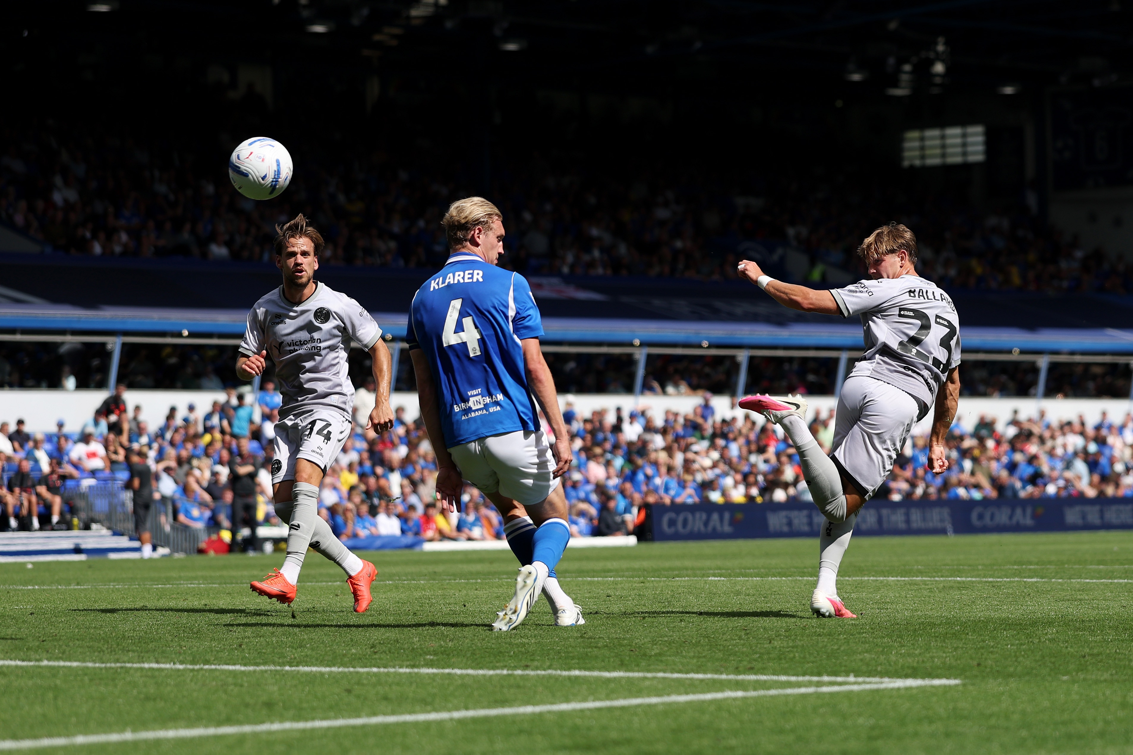 Bristol City striker's stunning backheel goal in England goes viral