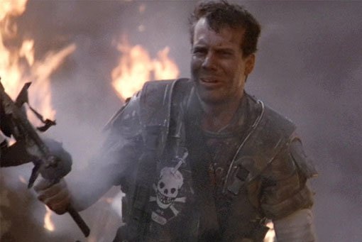A scene from the 1986 American science fiction film Aliens, featuring actor Bill Paxton.