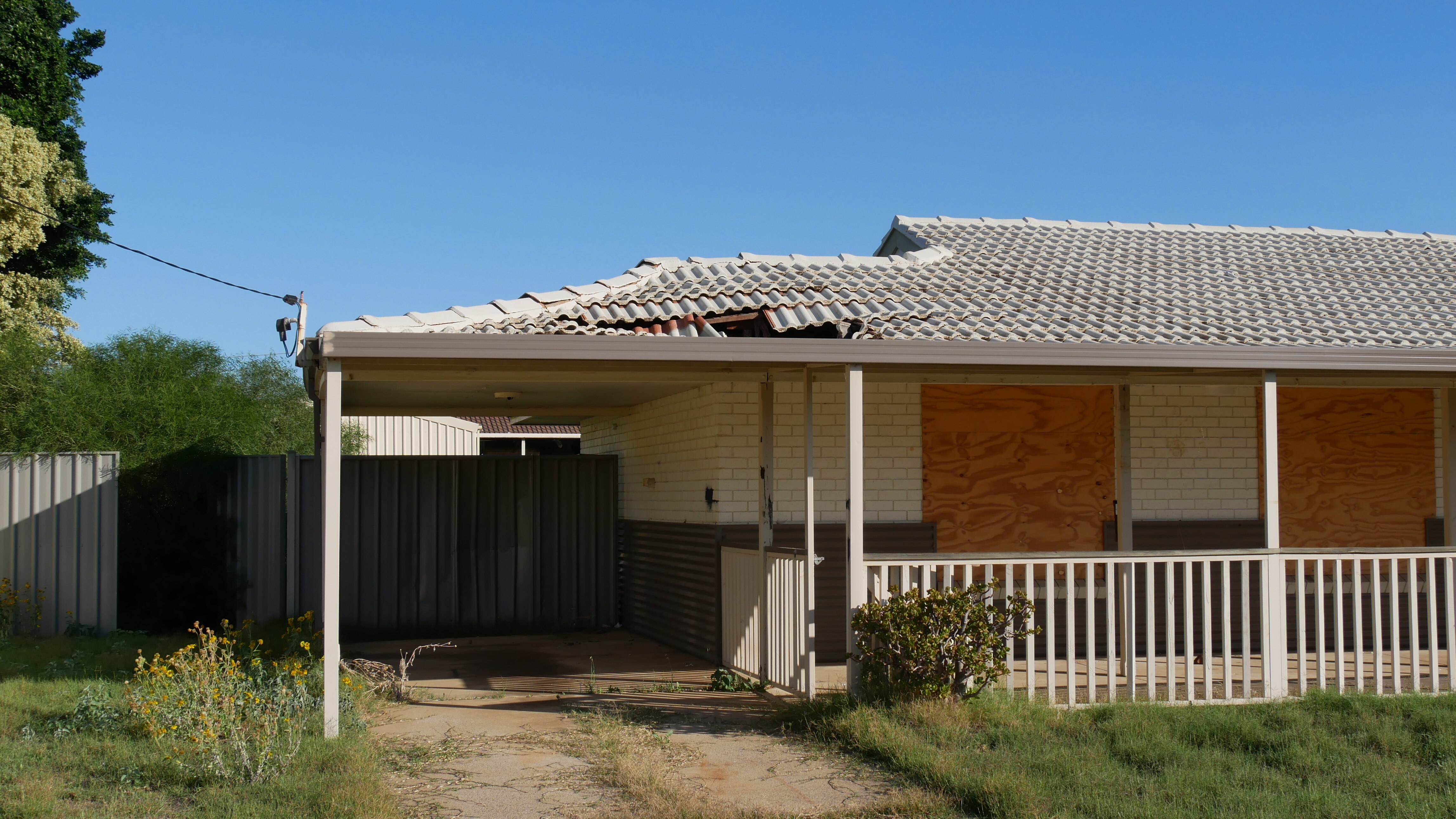 Public housing properties sit empty in Geraldton as wait list grows