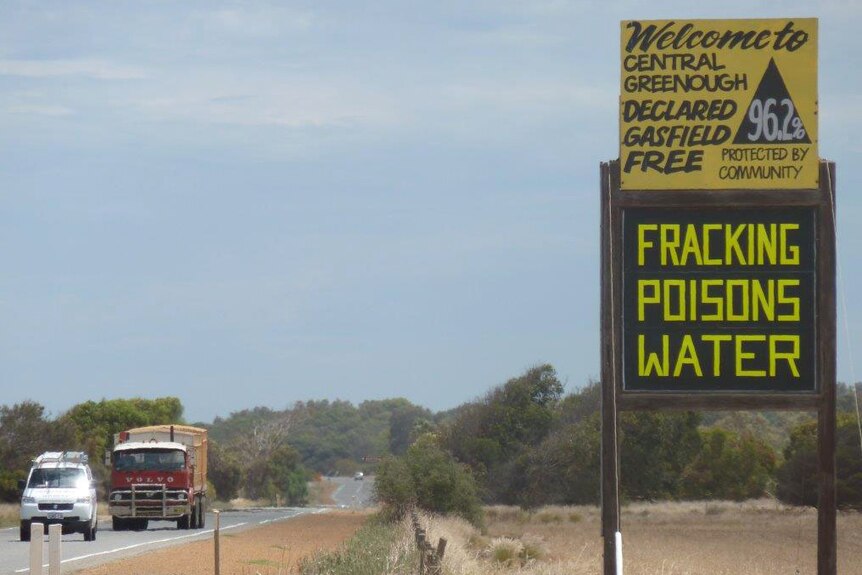 'Fracking poisons water' sign in Central Greenough
