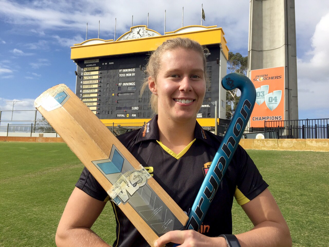 Hockeyroo Mathilda Carmichael switches to cricket after Rio Olympics