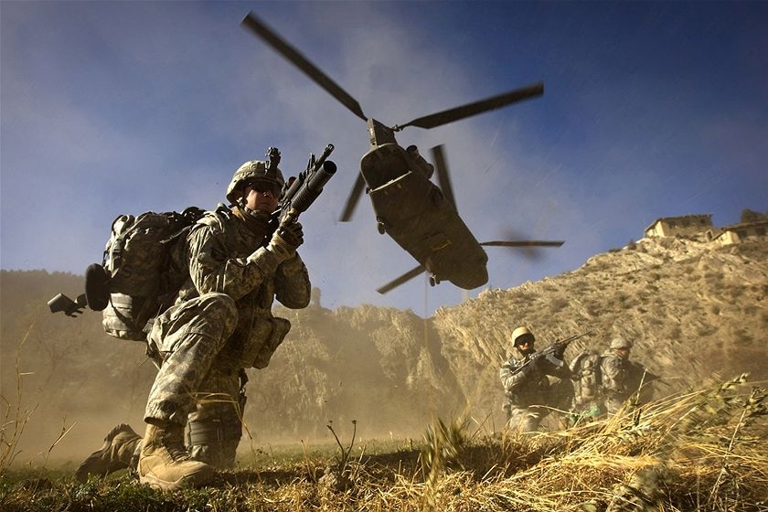 阿富汗霍斯特省的美军士兵