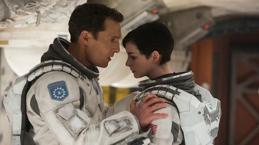 Matthew McConaughey and Anne Hathaway in Interstellar