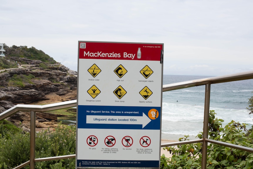 A Mackenzies Bay warning sign