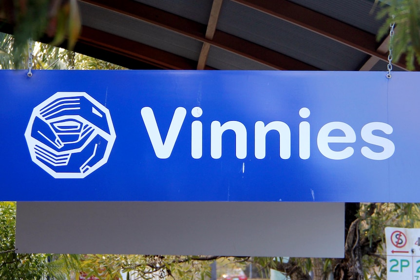 A sign that reads "Vinnies".