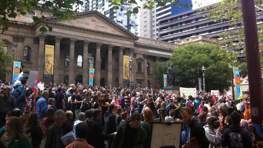 Protesters turn up in Melbourne CBD