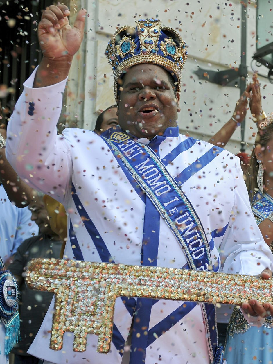 Rio Carnival parades get underway - ABC News