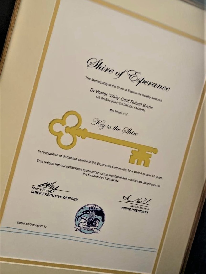 A keys to the city award, which is printed as a certificate 