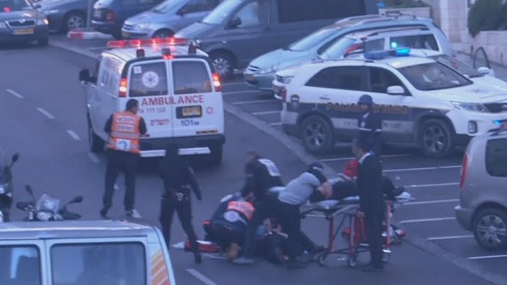 Jerusalem Synagogue Attack: At Least Four Israelis Dead After Axe ...