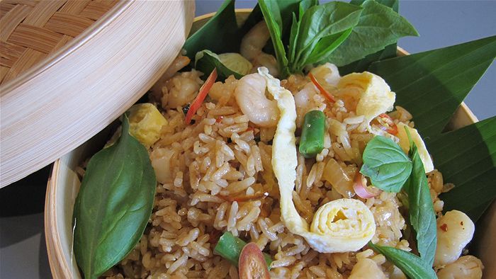 Fried Rice with Basil and Prawns - ABC News