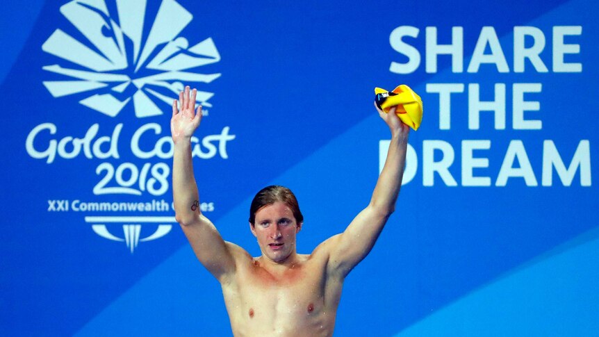 Jack Mcloughlin wins men's 1,500m freestyle.