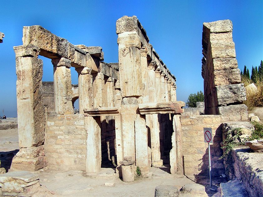 Archaeologists discover 'Gate to Hell' - ABC listen