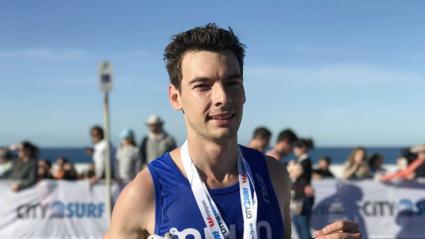 Harry Summers wins the City to Surf in 2017.