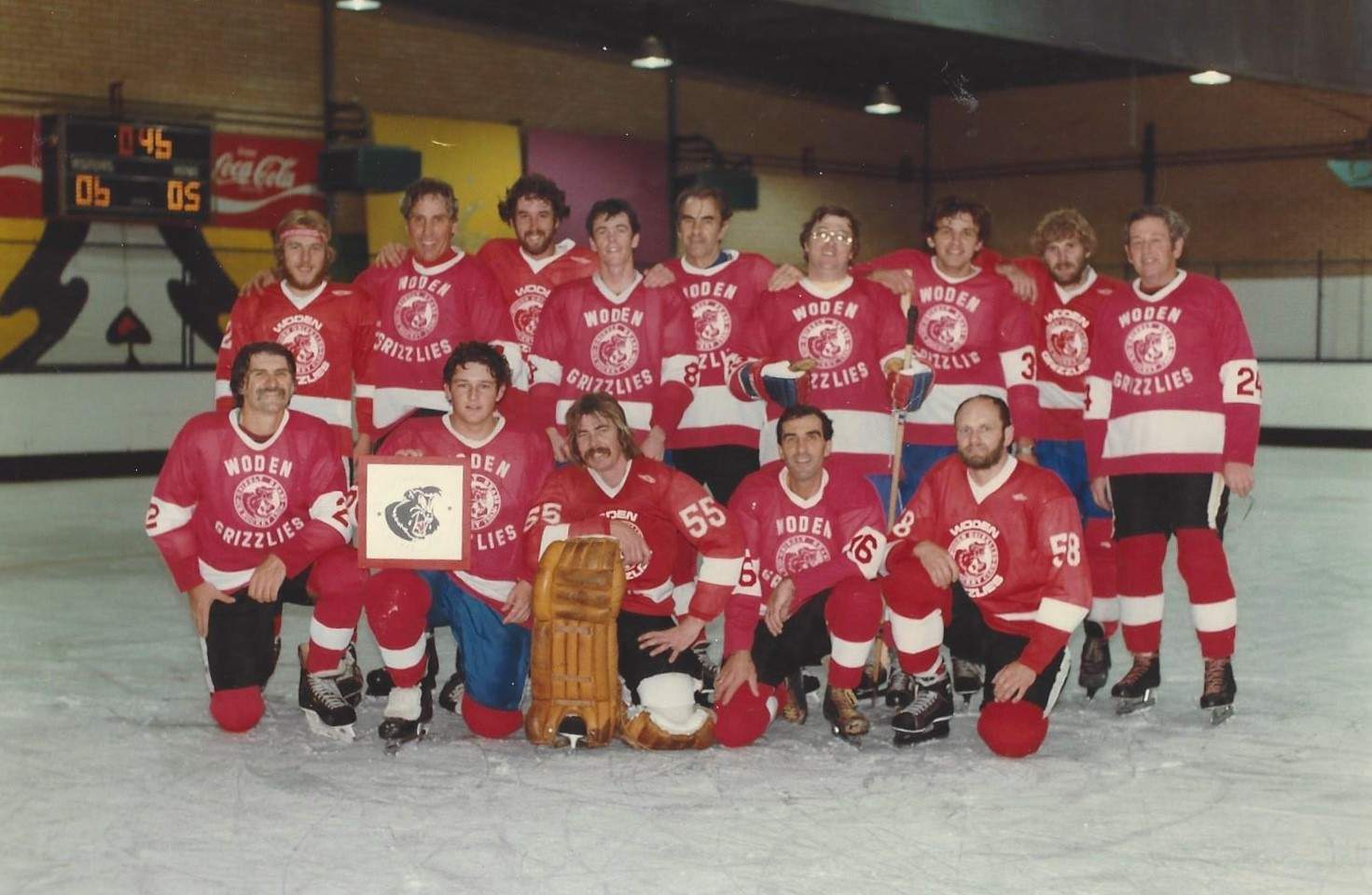 Canberra marks 40 years since ice hockey debut in the national capital ABC News