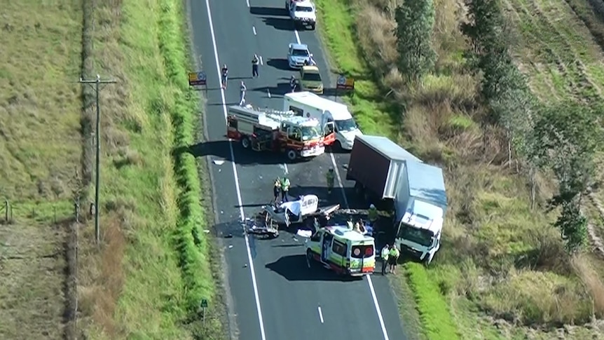 Police are investigating reports the north-bound ute clipped another car before hitting the truck.