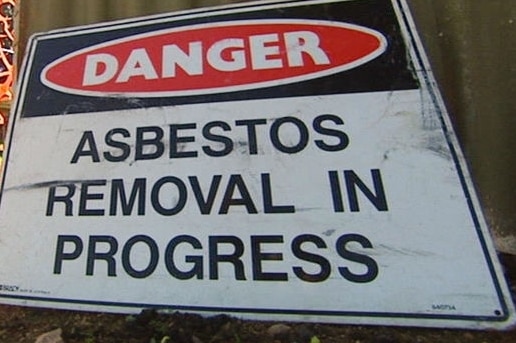 Asbestos found dumped in a load of building waste near a Port Stephens national park.