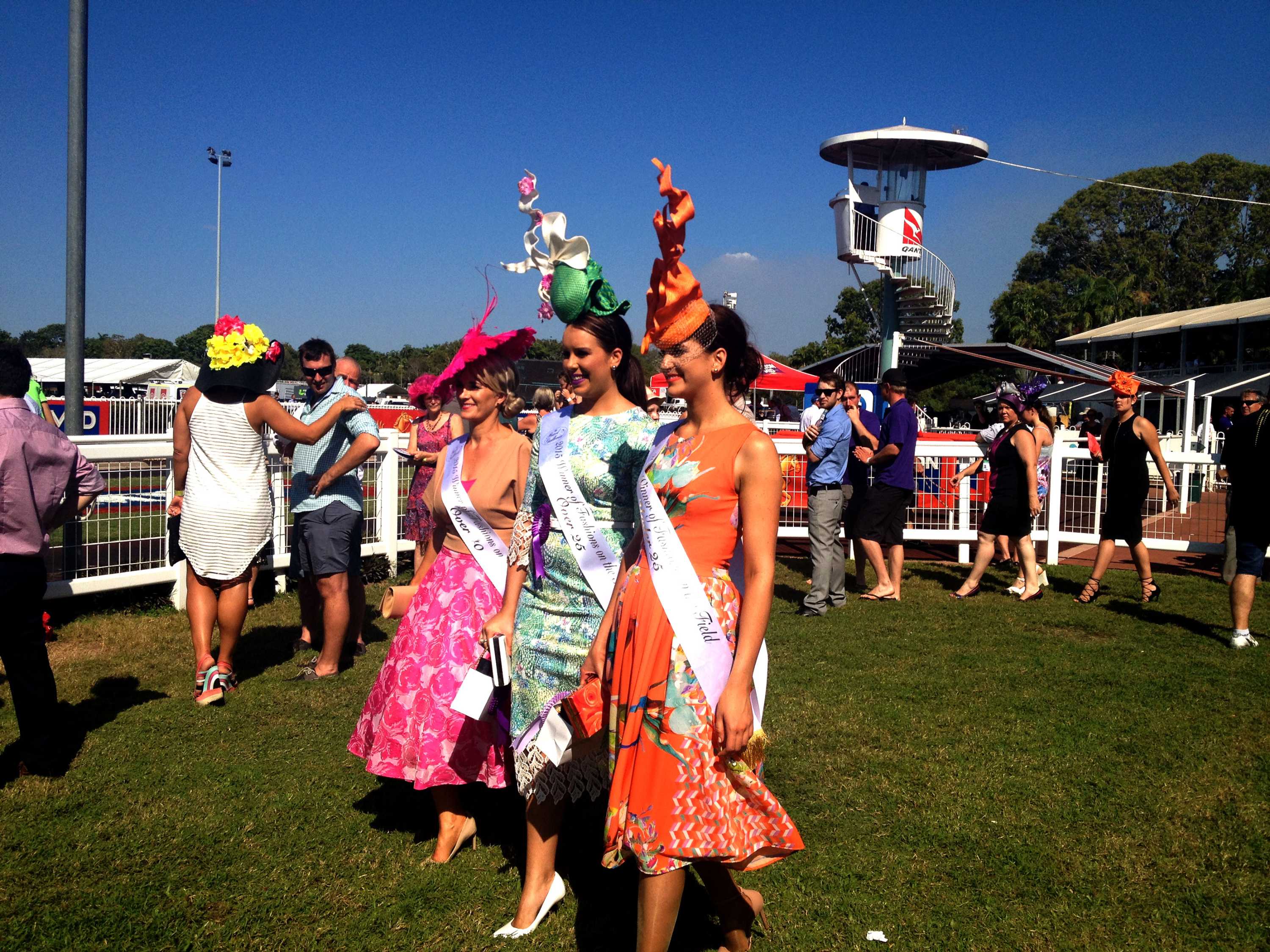 Darwin Cup Favourite Lightinthenite wins the feature race ABC News