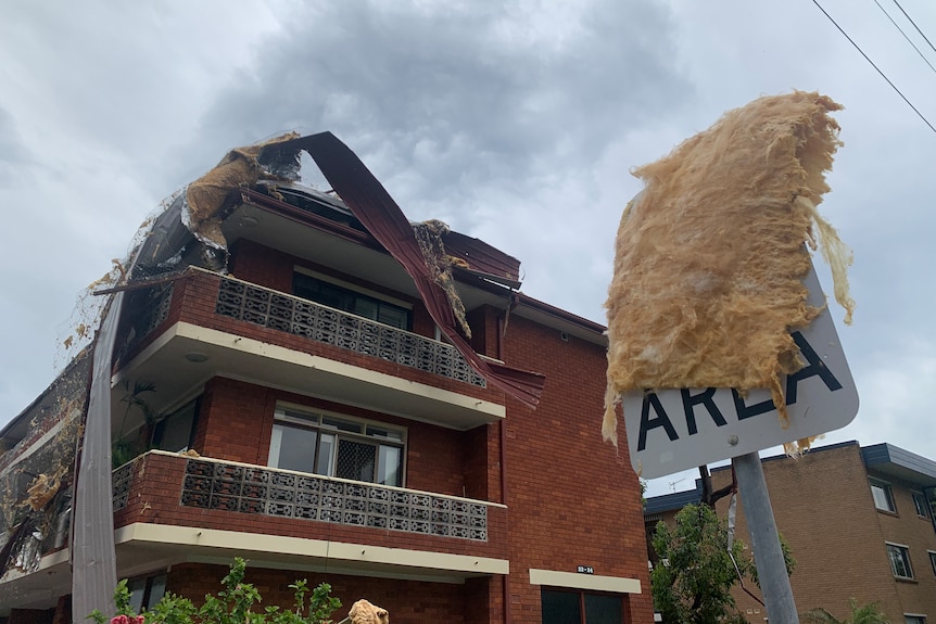 a building with roof removed