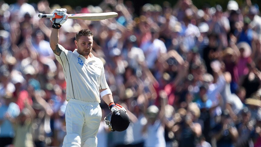 Brendon McCullum salutes Christchurch crowd