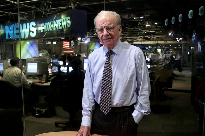 Foto di Rupert Murdoch ai Fox News Studios.