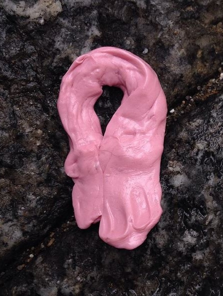 Photo of a piece of chewing gum as included on an Instagram account called Chewing Scum. The page owner classes discarded gum as potential pieces of art.