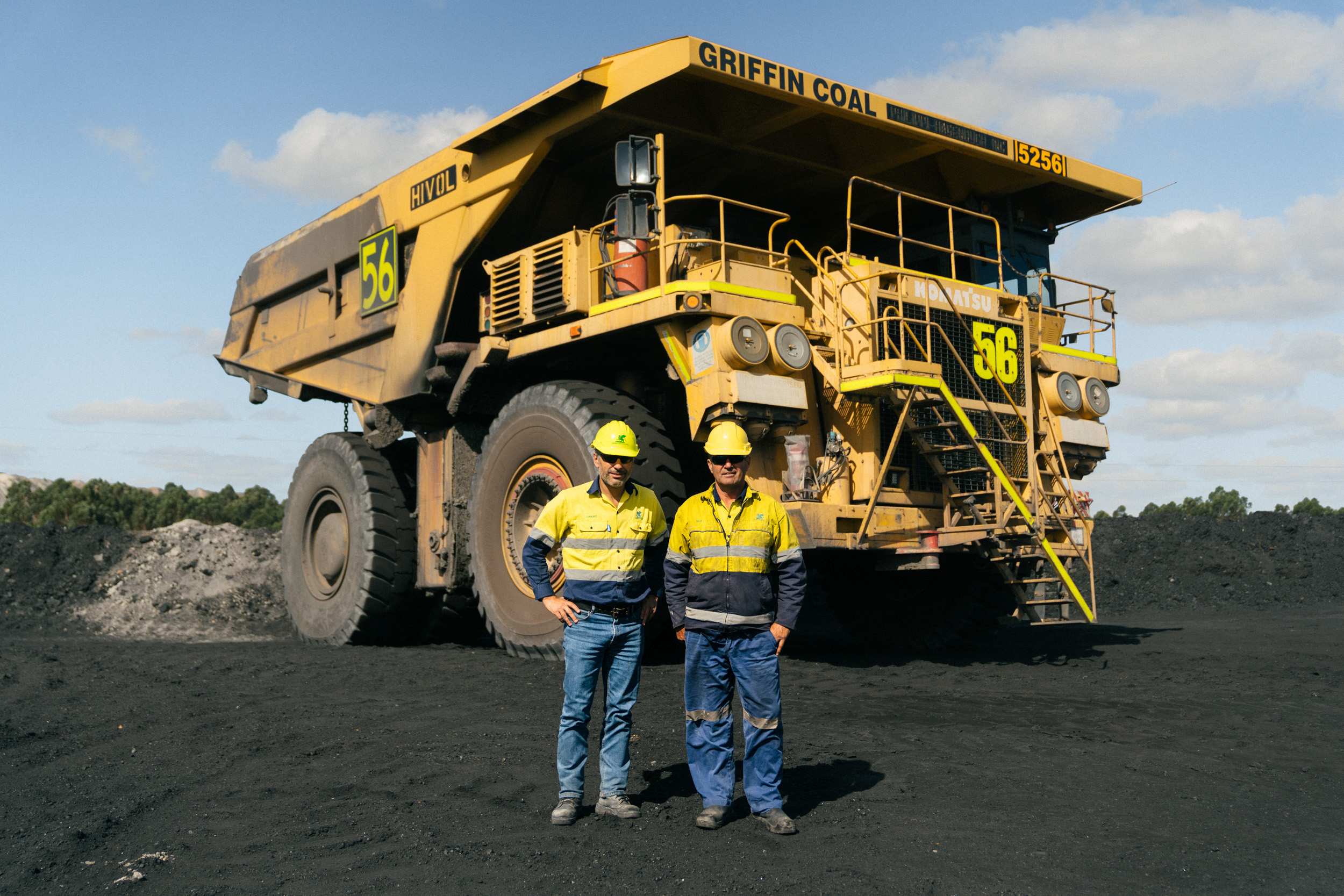 abc.net.au - Keane Bourke - Troubled WA coal mine falls $800m further into debt