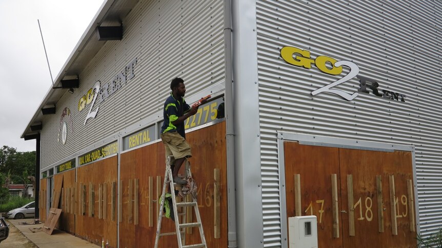 Vanuatu residents prepare for the arrival of Cyclone Pam