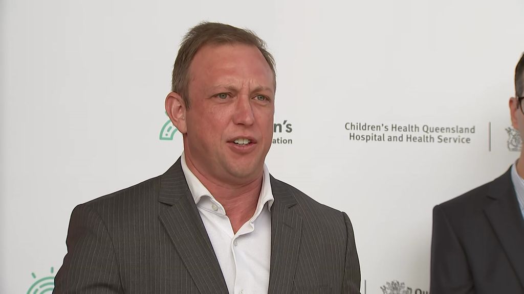 Premier Steven Miles supports Shannon Fentiman posting 'cross your legs' video - Vimarsana News