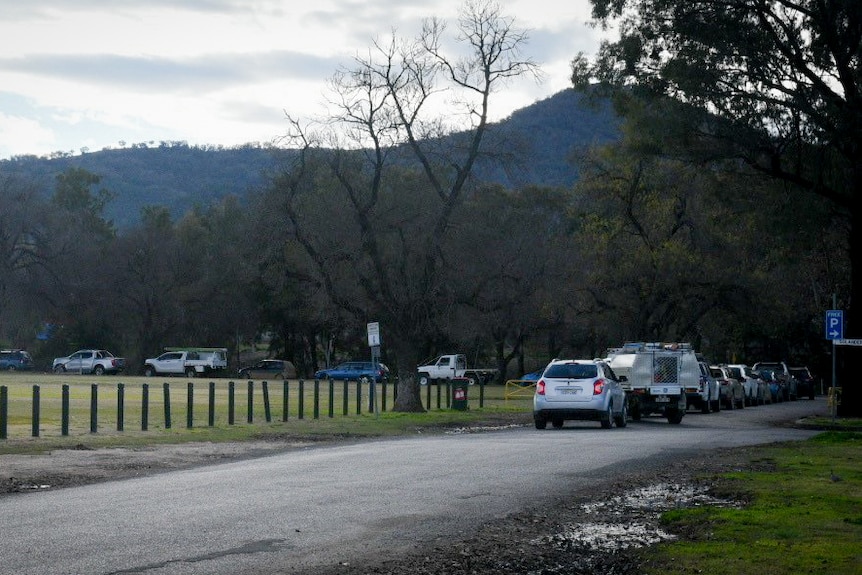 Residents queue for tests in Tamworth