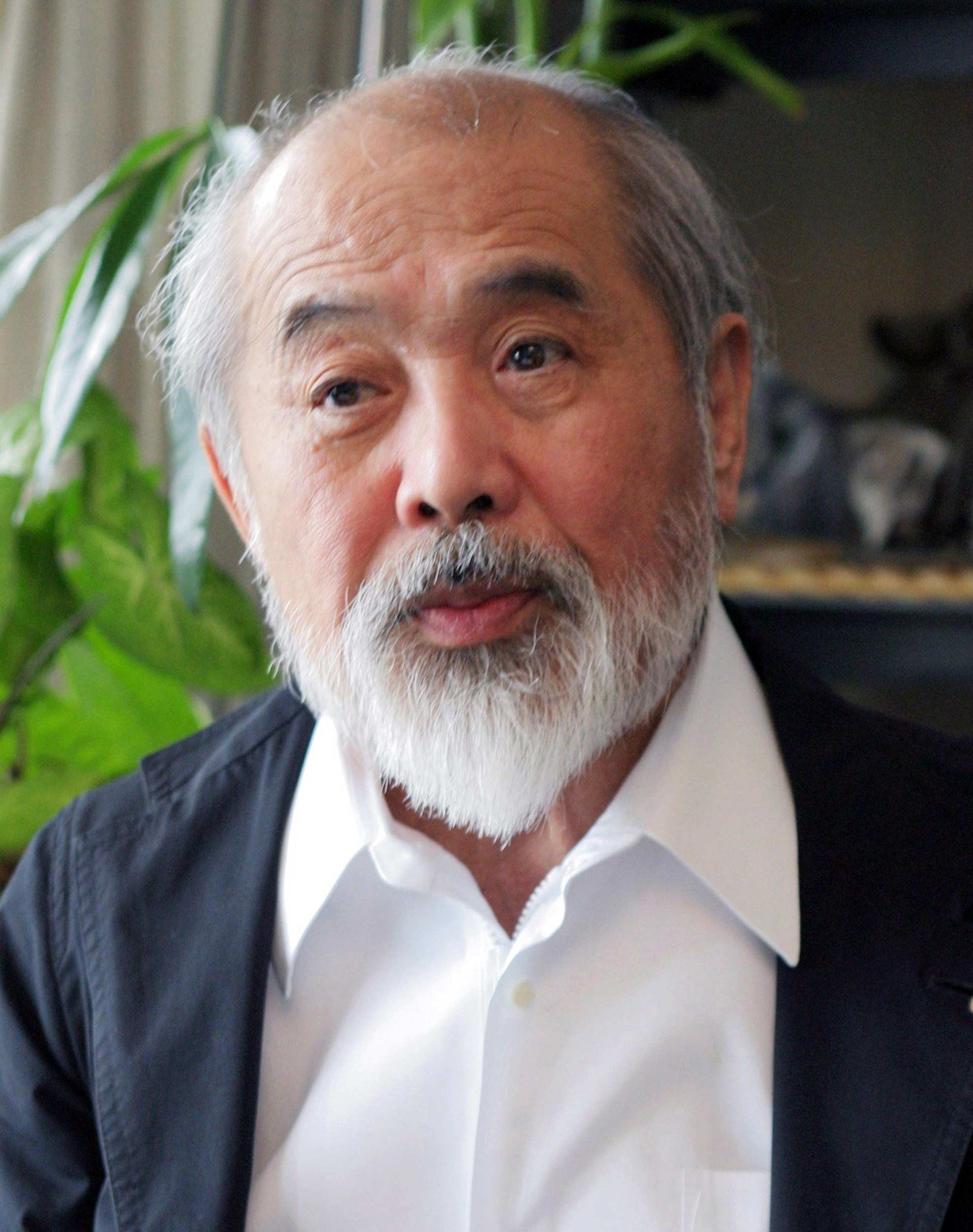 What Kikkoman's iconic soy sauce bottle says about Japan ABC News