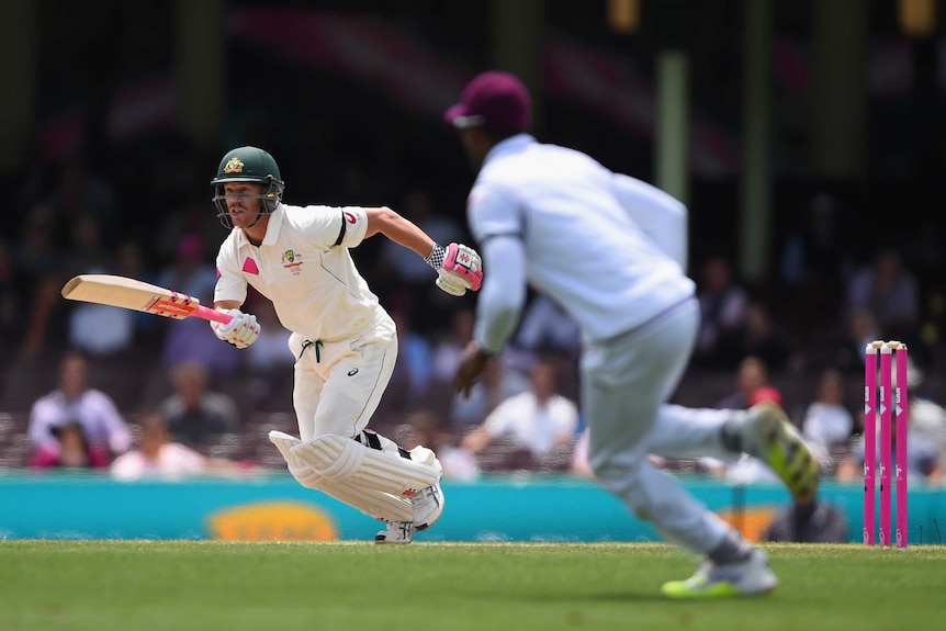David Warner takes off for a run on day five at the SCG