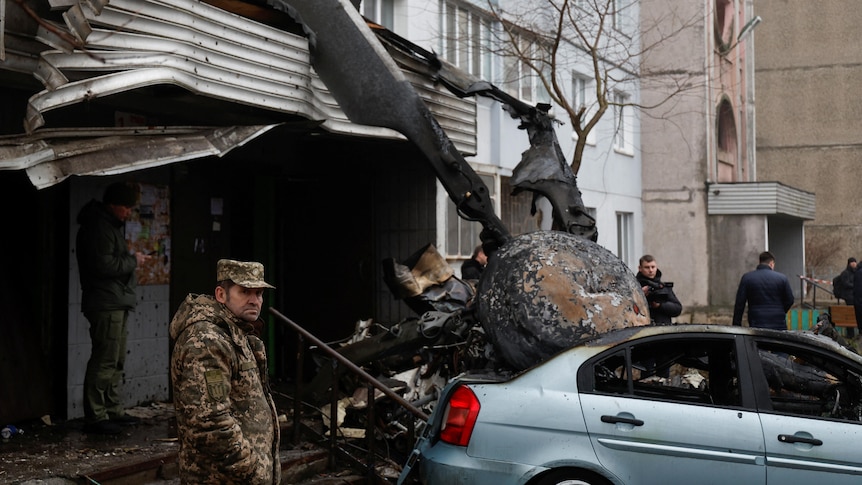 Ukraine's interior minister among 15 dead after helicopter crashes near  kindergarten outside Kyiv - ABC News