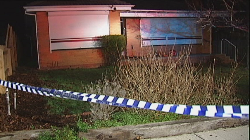 Arson squad investigates house fire in Melbourne's east