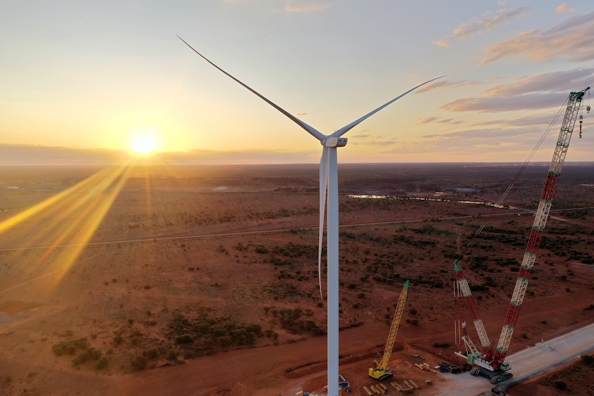 A drone shot of Agnew's solar farm under construction in WA's desert. 