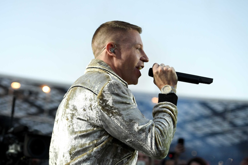 Macklemore at the NRL grand final