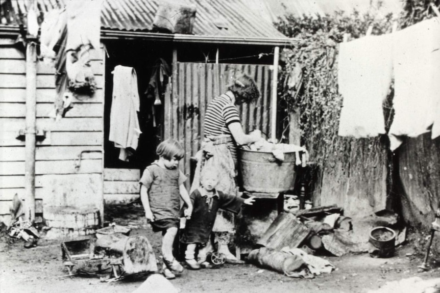 This open-air washhouse in Collingwood was typical of thousands in Melbourne, circa 1935.