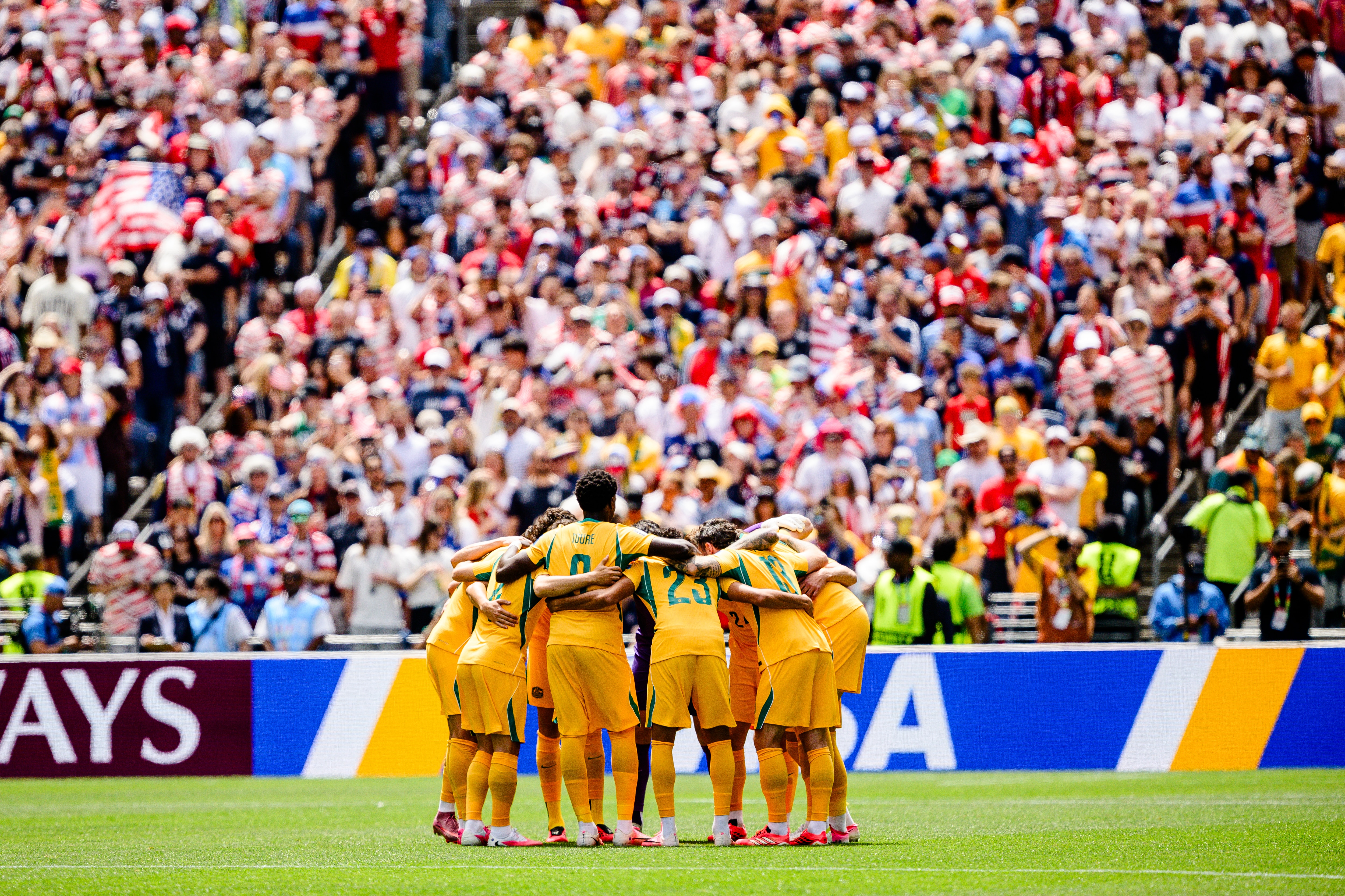 Live: Socceroos play final World Cup group game against Paraguay
