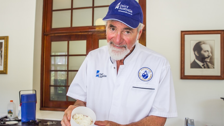 Russell Smith shows teachers how to make cheese from scratch.