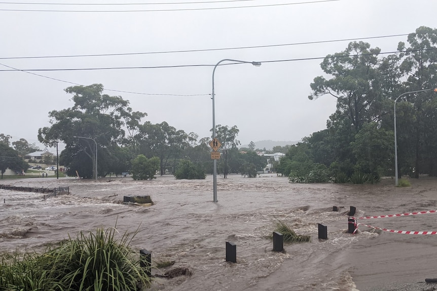 Flooding at Ashgrove 