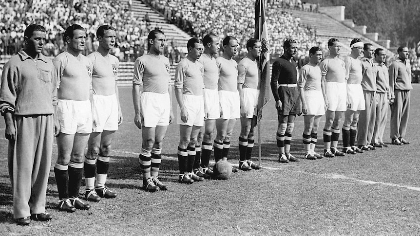 Italy team lines up for 1934 World Cup final