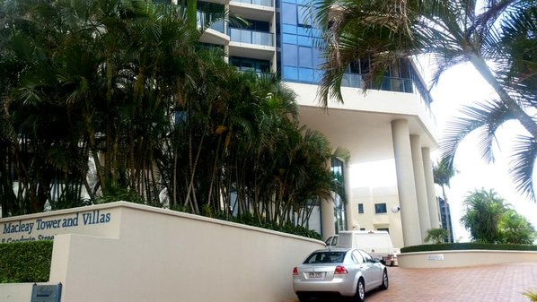 Kangaroo Point potentially suspicious death of woman