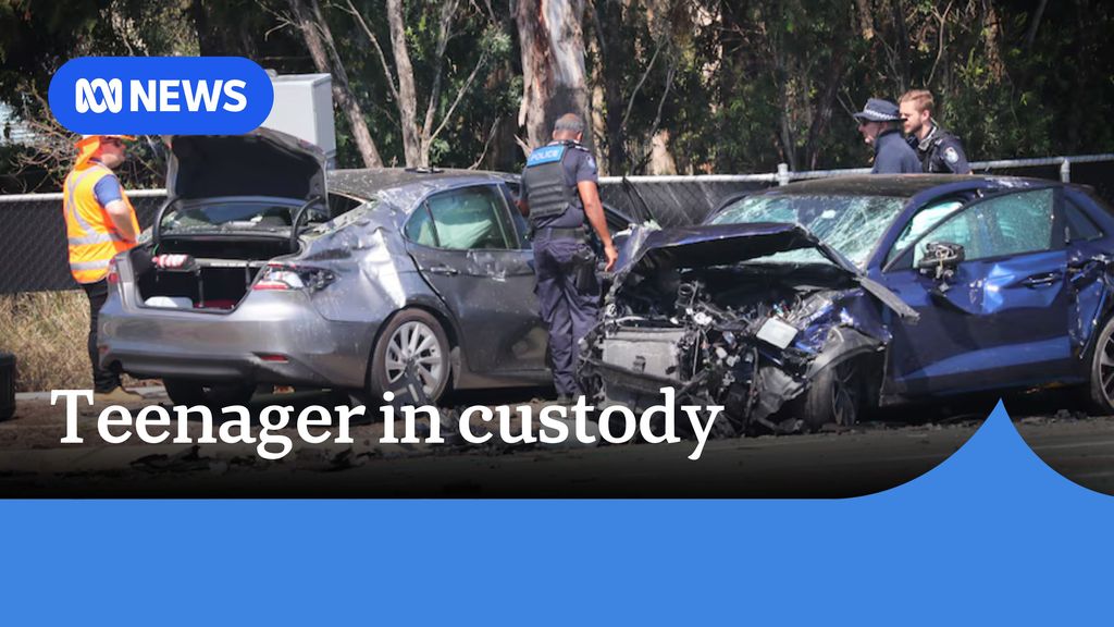 Teen in custody after fatal Murrumba Downs crash - ABC News