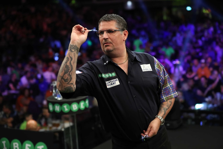 Gary Anderson's darts by farting controversy as can't agree on who dealt - ABC News