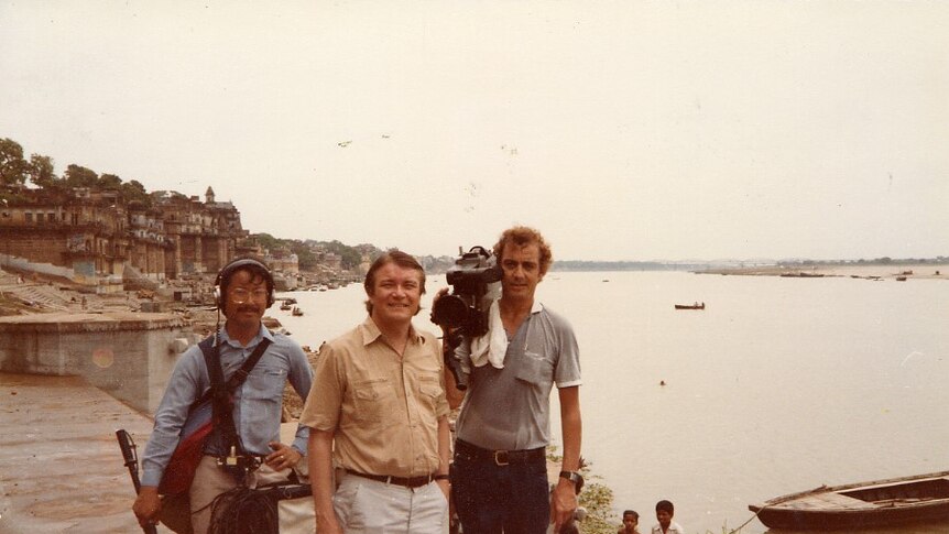 Derek Williams in Benares India, with soundman Dexter Leong and correspondent Steve Kroft
