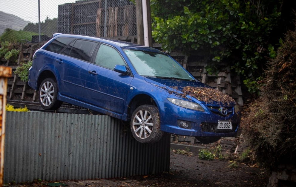 Residents urged to evacuate New Zealand's capital after floods